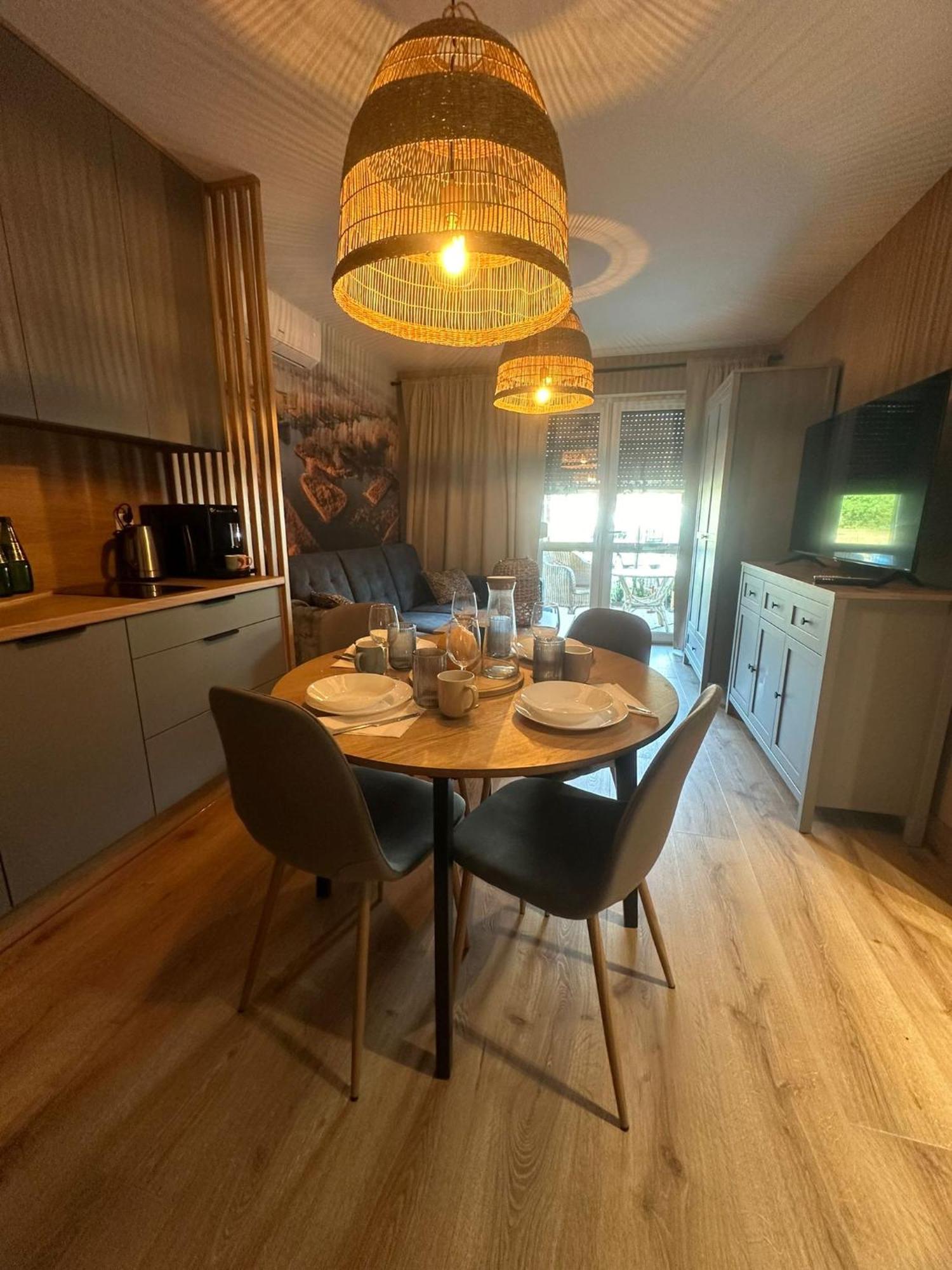 Apartament 8 Z Ogrodkiem I Prywatna Sauna, Rowery, Spacery W Dolinie Baryczy - 5D Apartamenty Milicz Zewnętrze zdjęcie